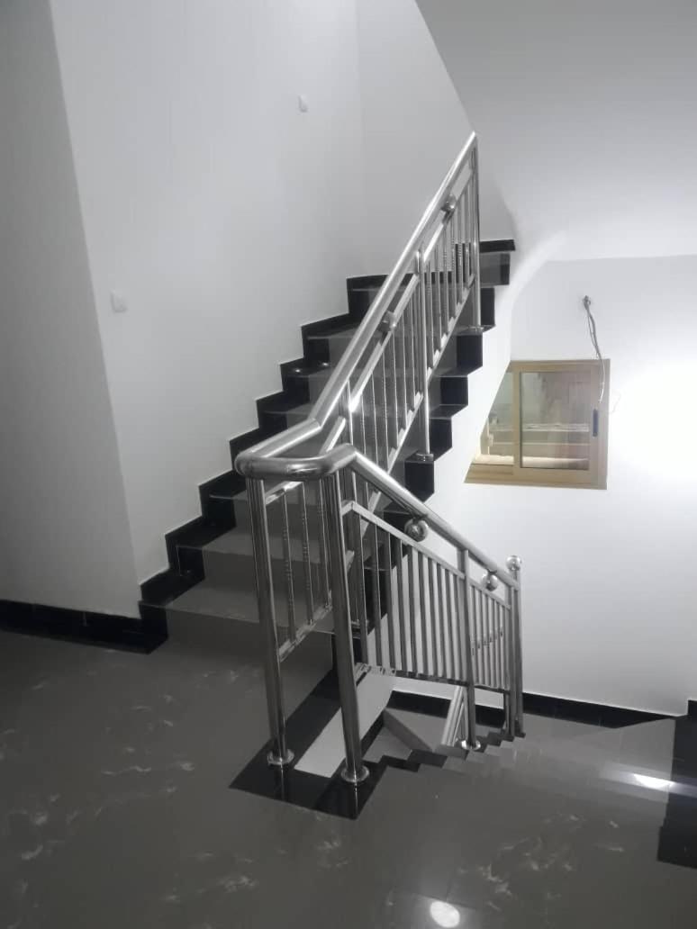 Hotel La Couronne Rw Yaoundé Dış mekan fotoğraf