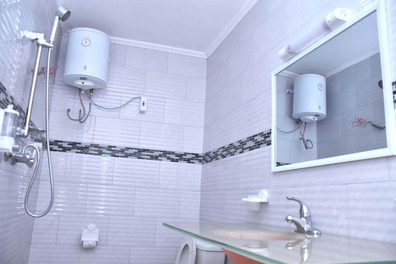 Hotel La Couronne Rw Yaoundé Dış mekan fotoğraf